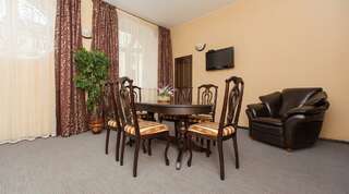 Гостиница Регина Казань 2-комнатный номер полулюкс-3